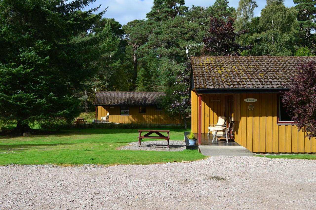 キャルブリッジ Reuben'S Highland Retreat - Speysideヴィラ エクステリア 写真